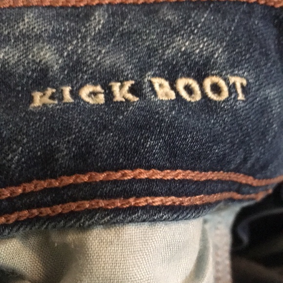 AmericanEagleOutfitters Super Stretch Kick Boot Jeans - Picture 9 of 9